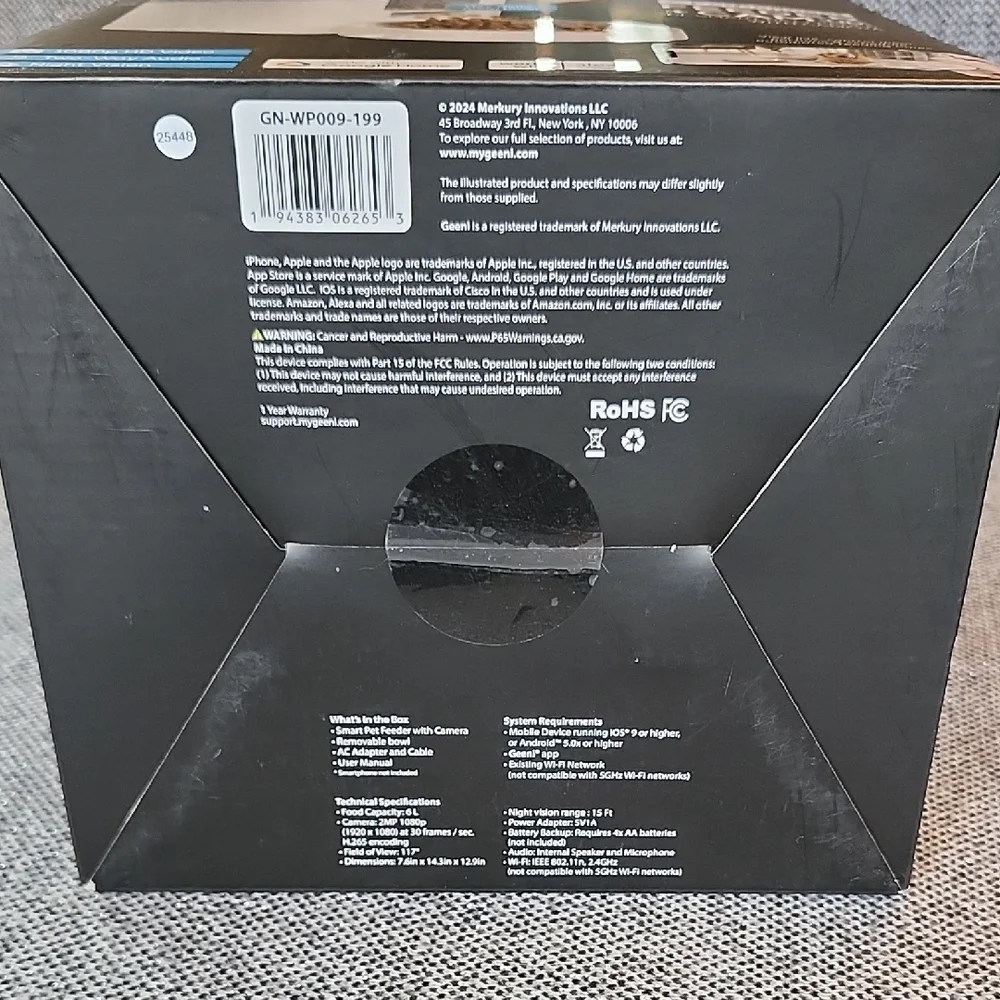 PetConnect Feeder + Cam HD - Black and White